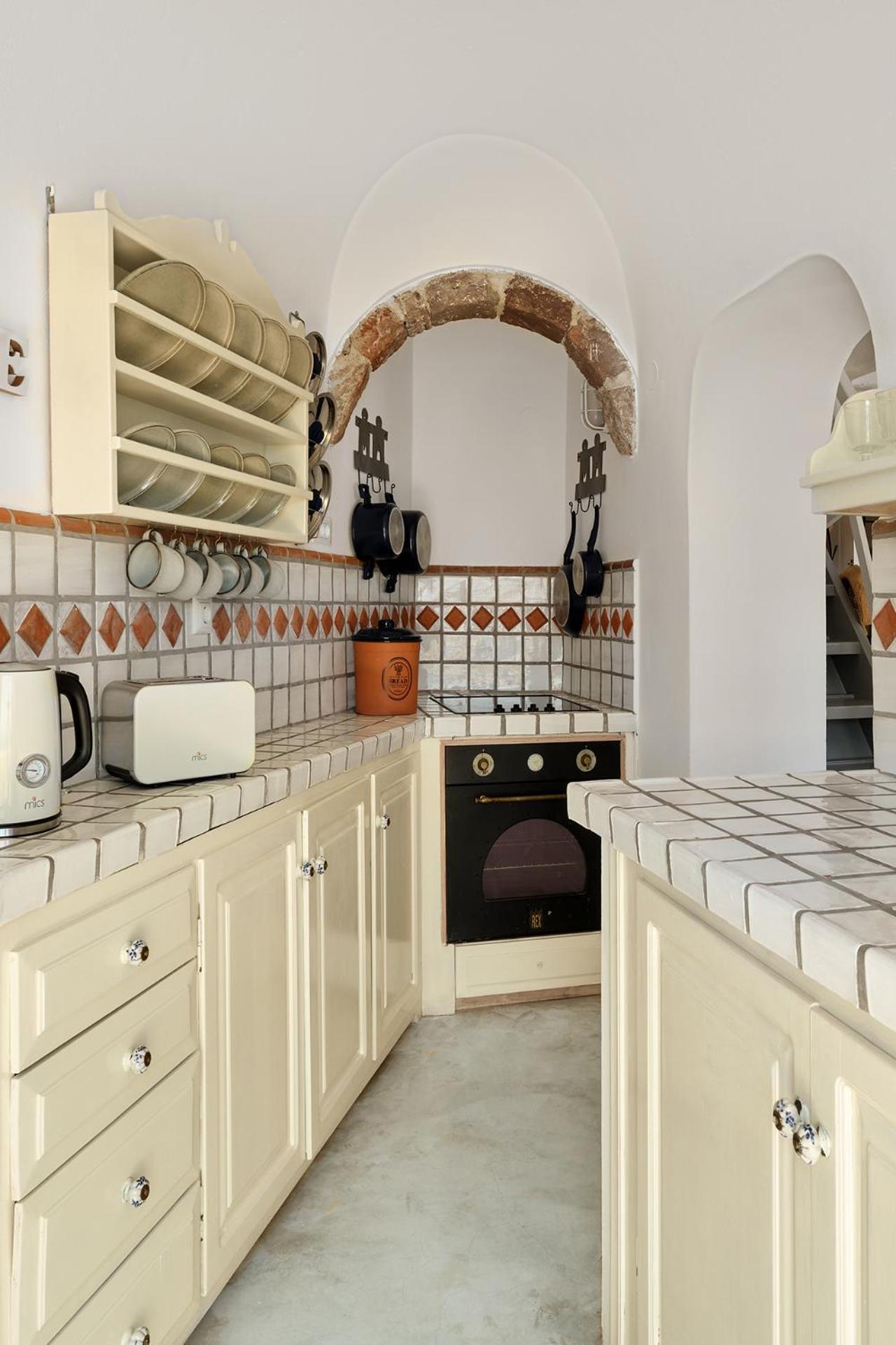 Ilivatos - Elegant Villa On The Caldera'S Edge Иа Екстериор снимка